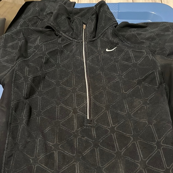 Nike Sweaters - Women’s Nike XL sweater